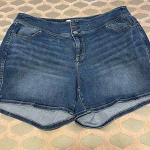 Lane Bryant Three Button Shorts